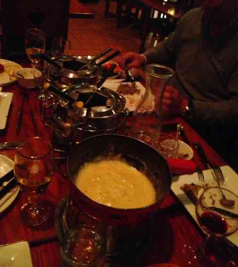 I love cheese fondue! 