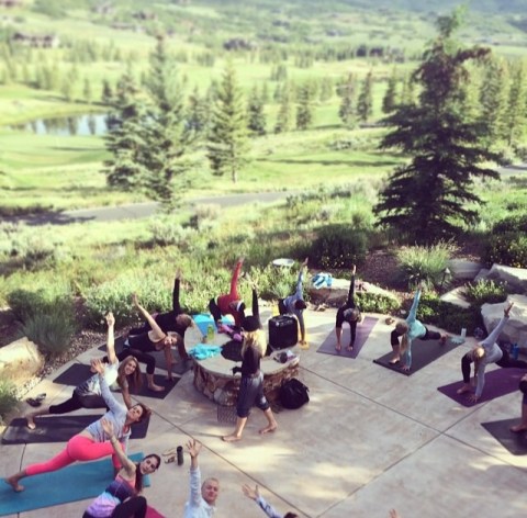 Pre-wedding YOGA Congratulations to Shannon and Will! 