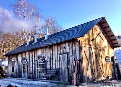 I took a visit to the Cochrane's sugar shack in Vermont and took lots of shots of warm maple syrup straight from the boiler, so good! #slopesidesugarrush 